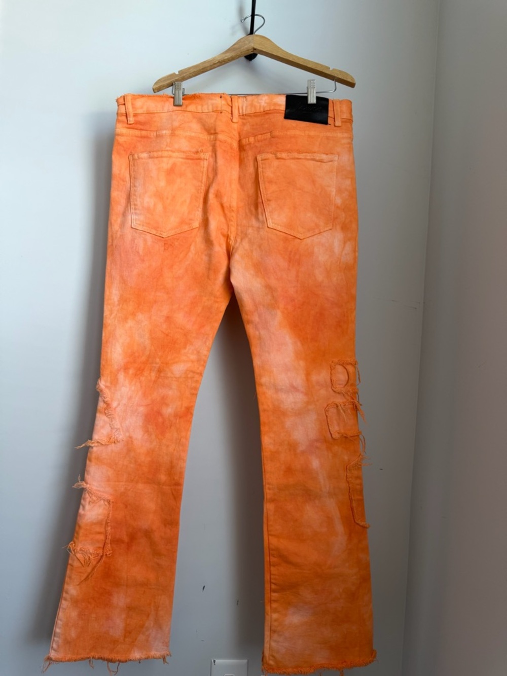 Valabasas Orange Tie Dye Distressed Patchwork Stacked Jeans Size 40 NWOT - Picture 7 of 9